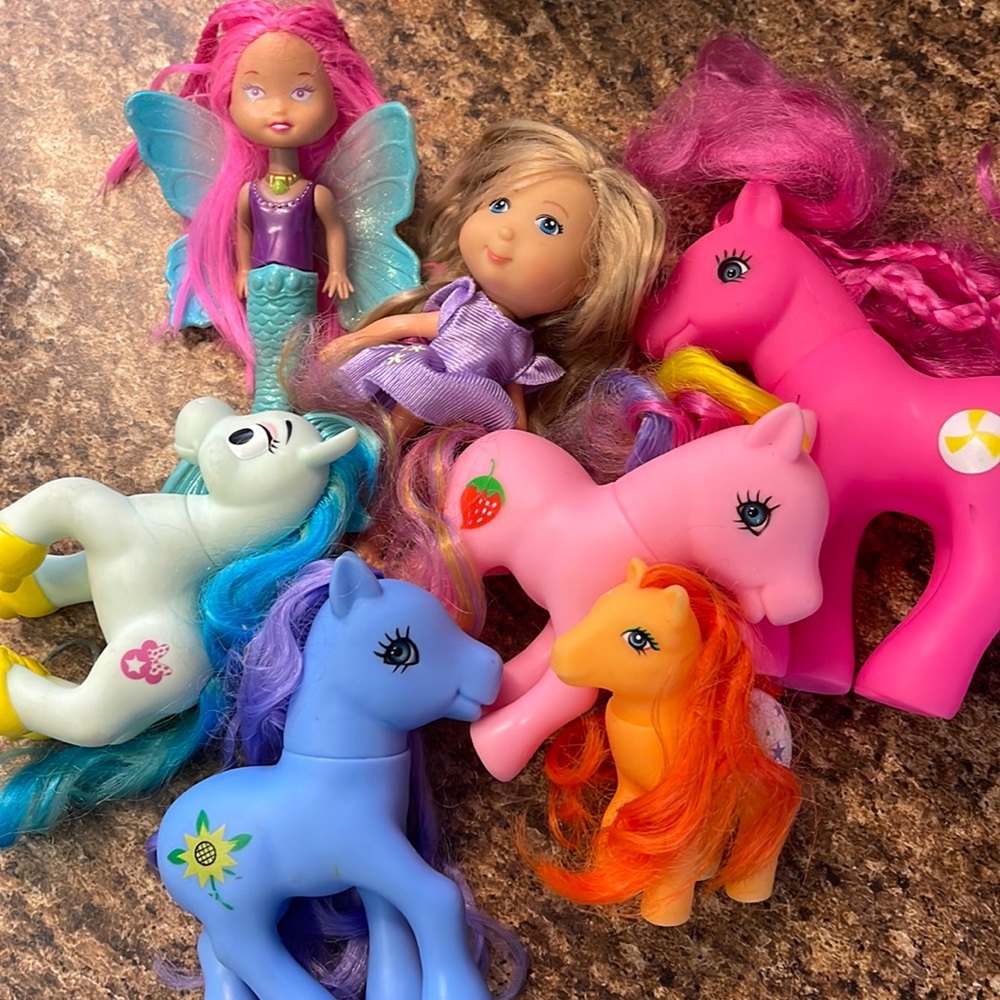 Girl Random Toys, Pony/Dolls ⭐️ 5/$25